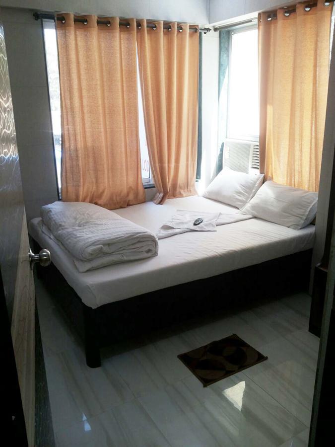 Hotel Holiday Inn Мумбаи Экстерьер фото